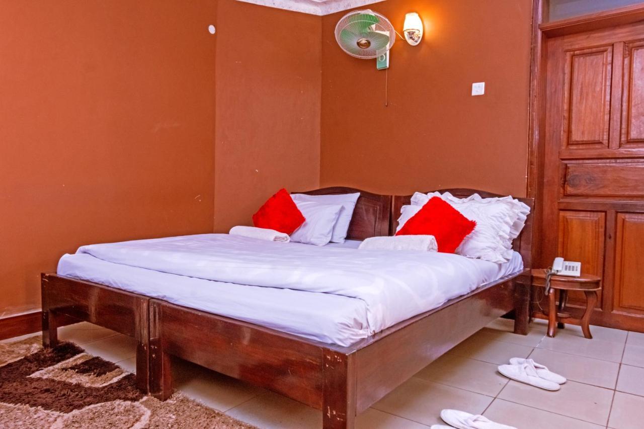 Royal Lake View Gardens Kampala Eksteriør billede