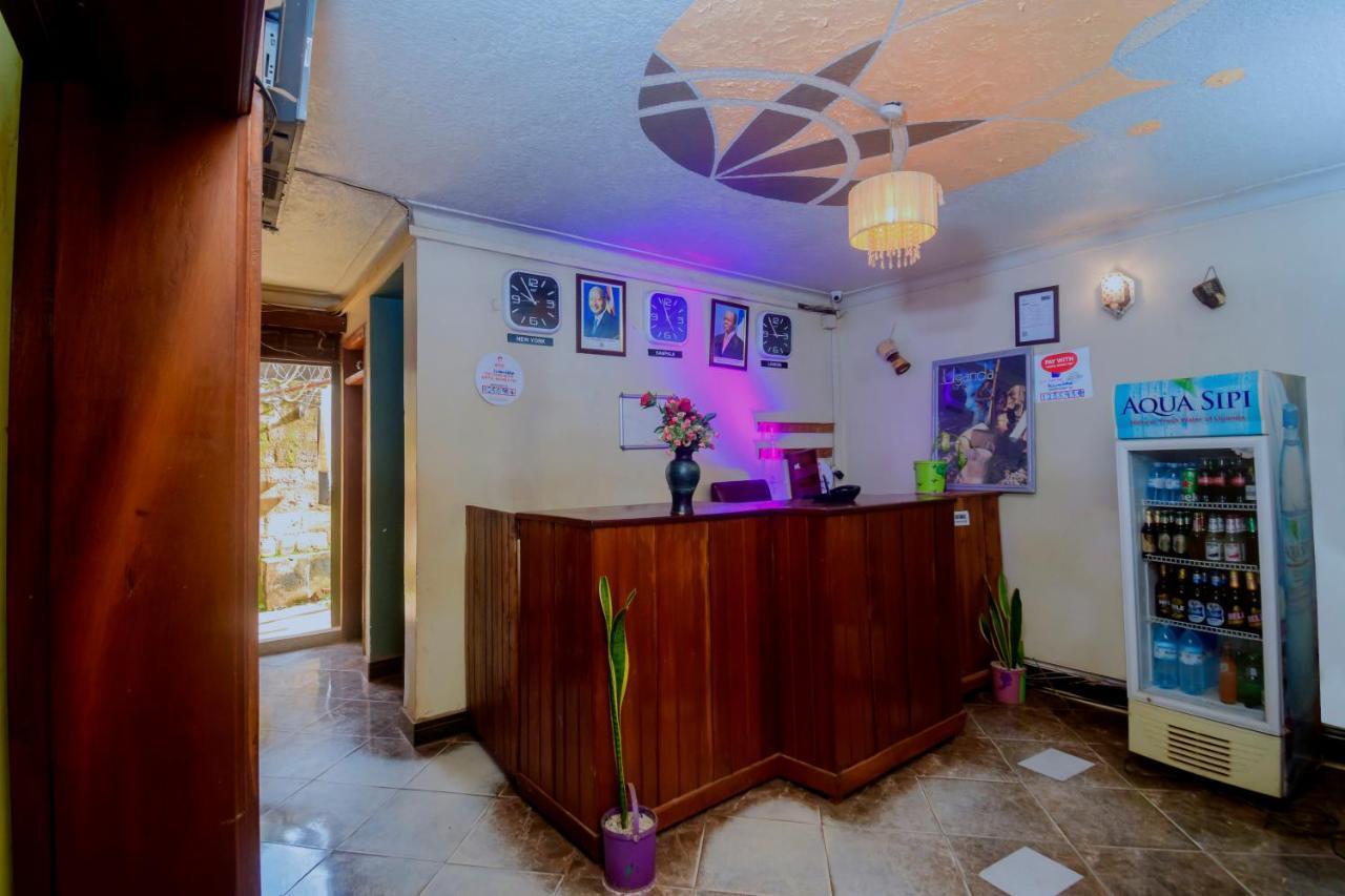 Royal Lake View Gardens Kampala Eksteriør billede